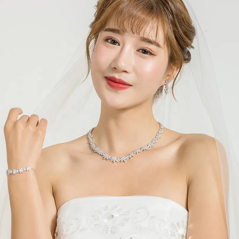 Korean Fashion Zirconia Jewelry Set Bridal Wedding Elegant Luxury Flower Diamond Dangle Earrings Choker Necklace Banquet Sets
