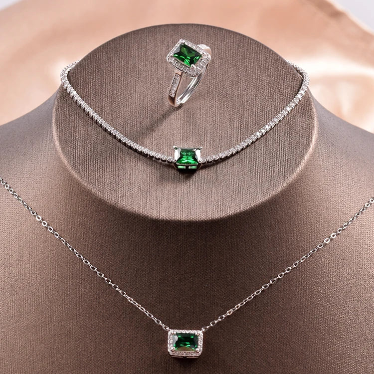 Wholesale Luxurious Jewelry Set Green Emerald 925 Jewelry Set Wedding Jewelry Set Bridal for Women