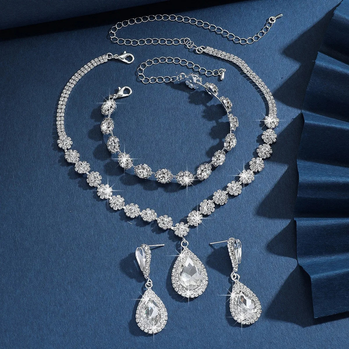 4PC femmes mode goutte d'eau fleur collier boucles d'oreilles Bracelet ensemble de bijoux fête de mariage Festival cadeau-8065